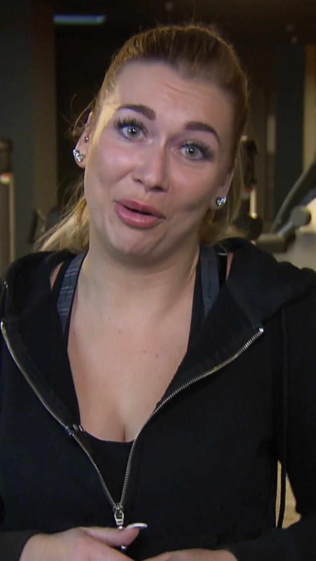 Kickboxerin Miriam startet an Tag eins