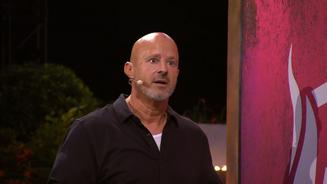 Steffen Henssler ist irritiert: "Hast du da Zucker drauf gemacht?"