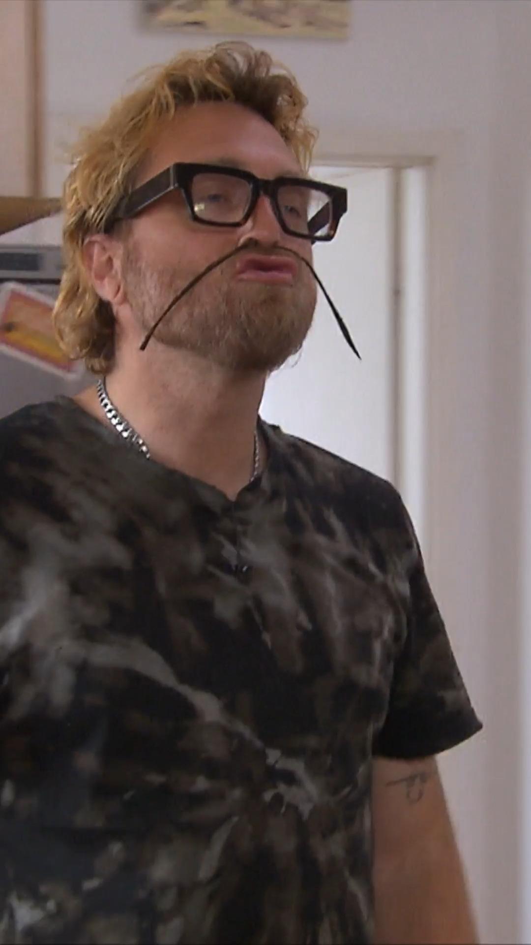 Stephen ist ein Chaot in der Küche