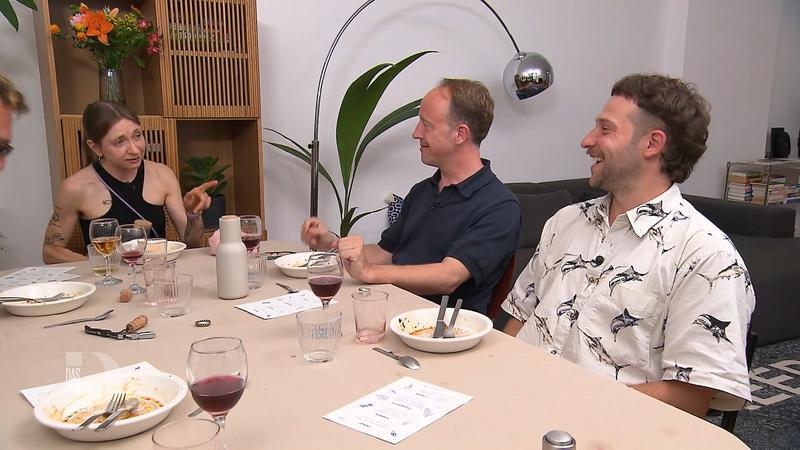 Will Dustin Marie ärgern    ?