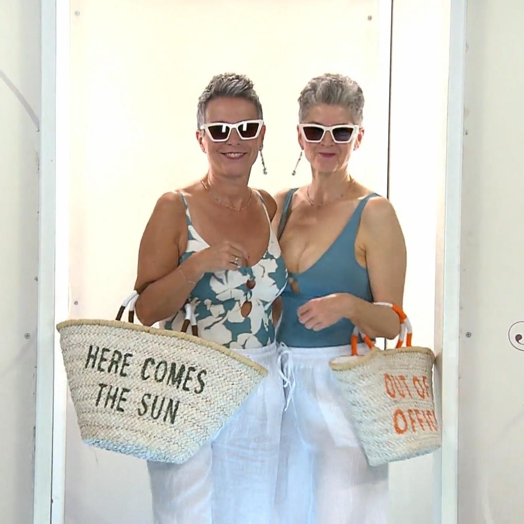 Christina und Birgit präsentieren ihren Strandlook