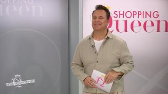 Zehn Frauen warten diesmal auf den Modeschöpfer