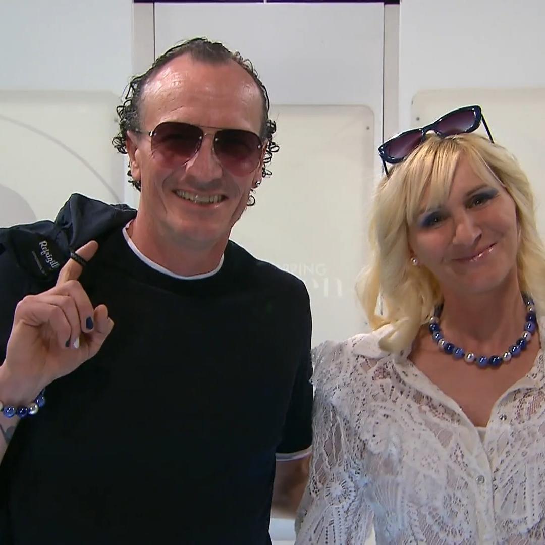 Marianna und Michael setzen auf maritimen Schwarz-Weiß-Look
