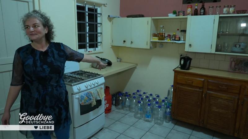 Elisabeth zeigt inr neues Zuhause