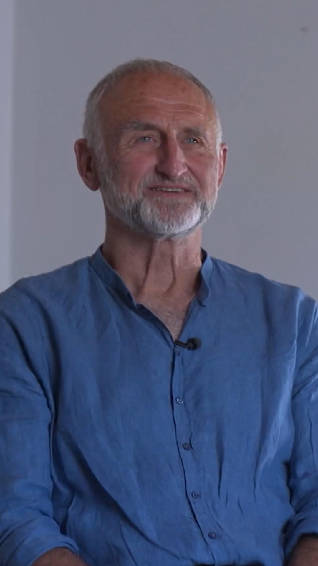 Franz eröffnet „Das Perfekte Dinner“ – 64 und kein bisschen alt Franz eröffnet „Das Perfekte Dinner“ – 64 und kein bisschen alt