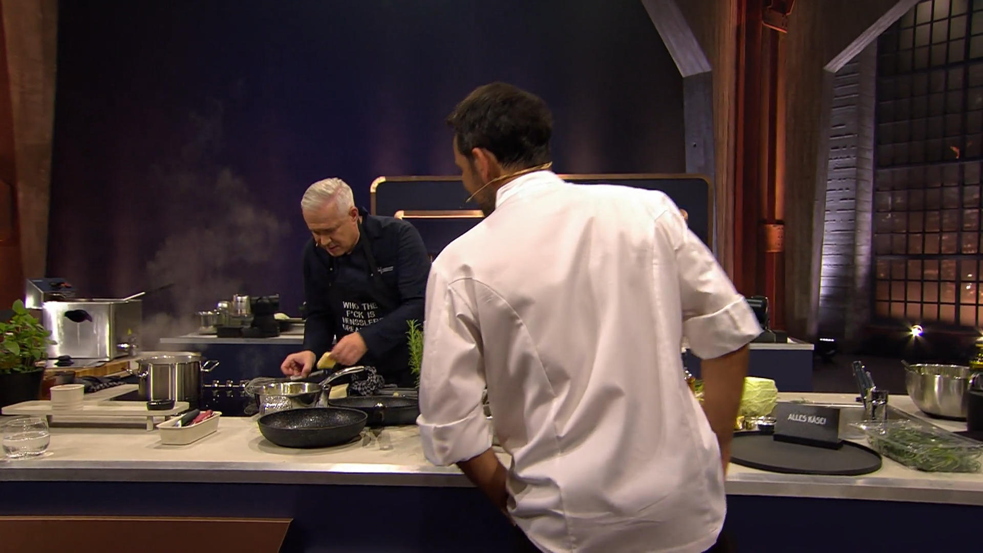 Steffen Henssler "spioniert" bei Alex