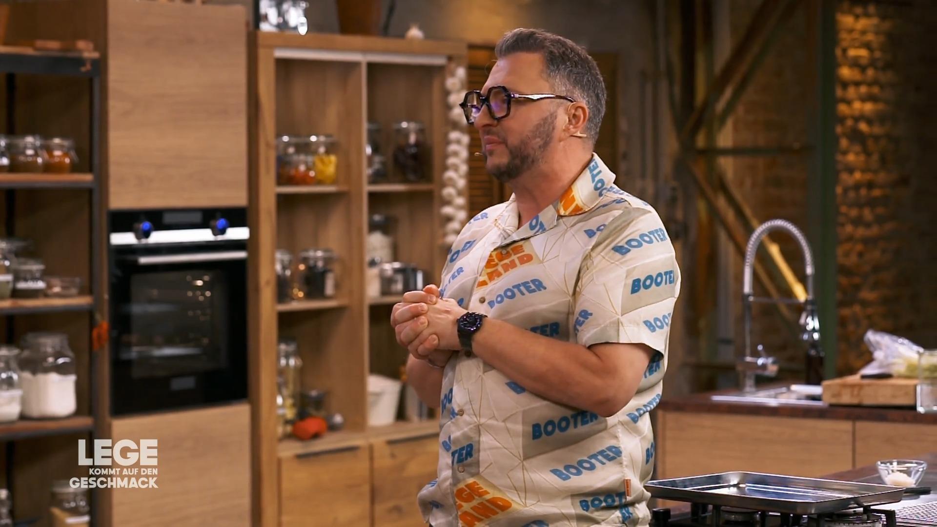 Sebastian Lege empfängt die Jury