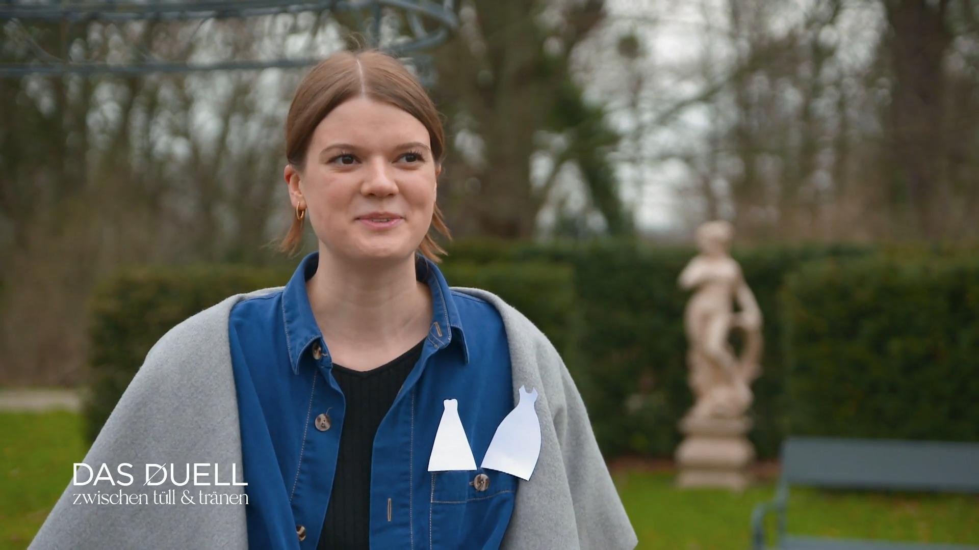 Olja und Jana fahren die Krallen aus Olja und Jana fahren die Krallen aus