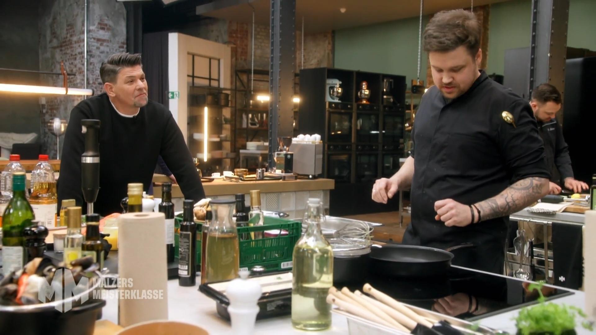 Mälzer nimmt die Kandidaten unter die Lupe