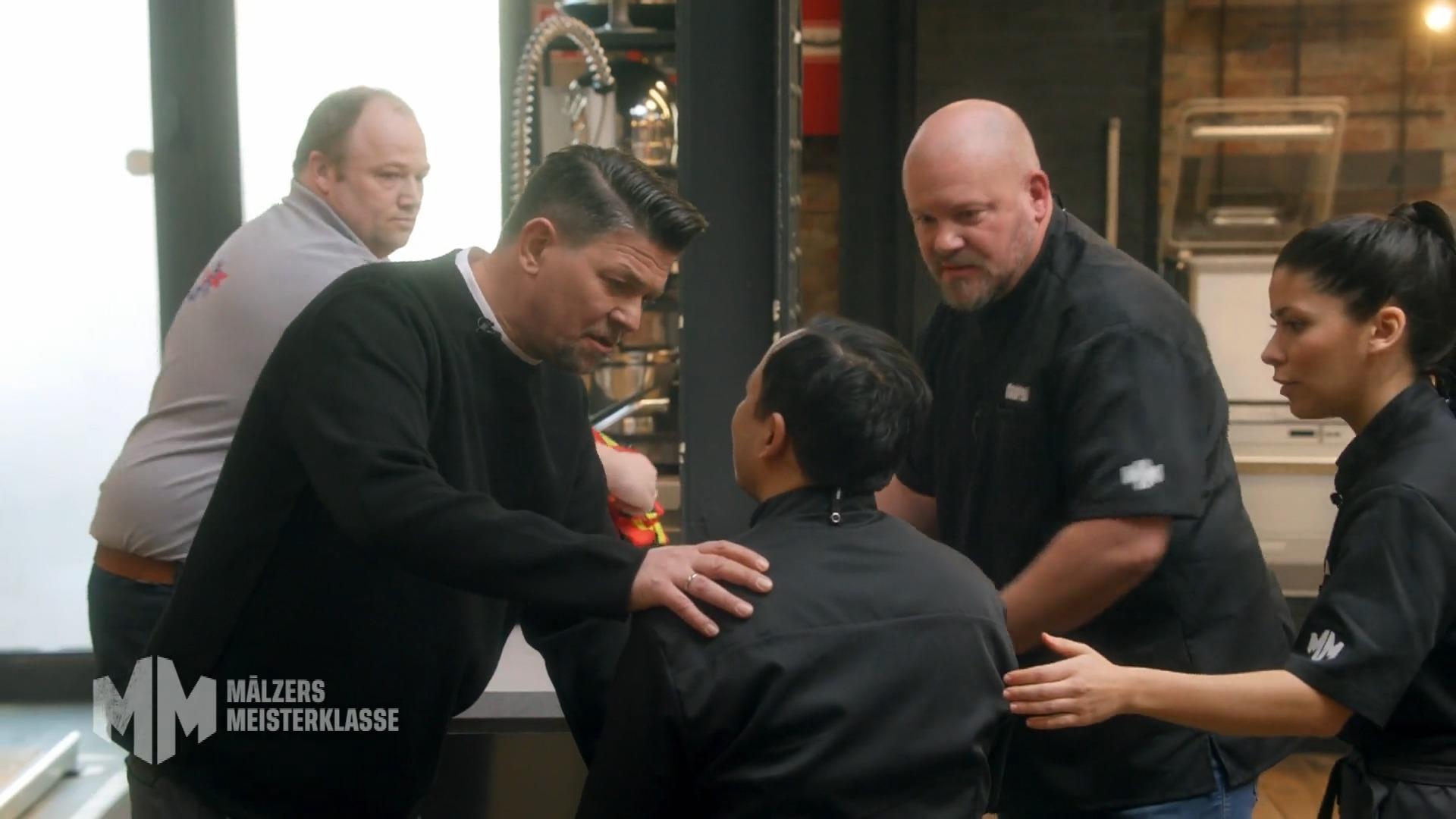 Kandidat Sunil verletzt sich schwer