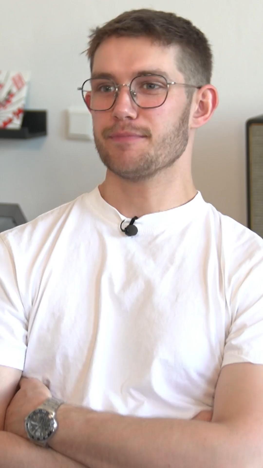 Bei Morris gibt’s gutes Essen und viele Worte