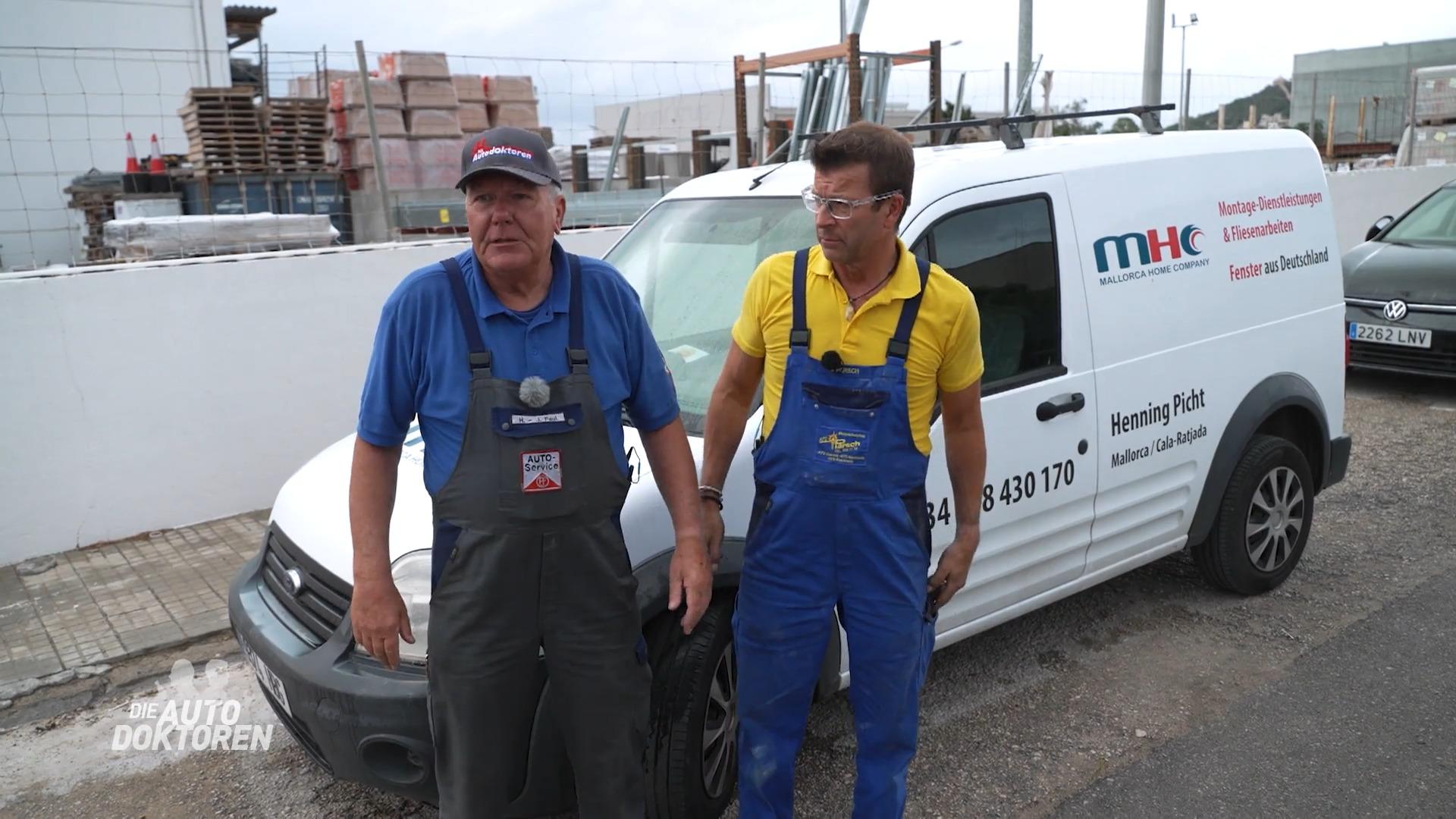 Rauchwolke über Cala Ratjada