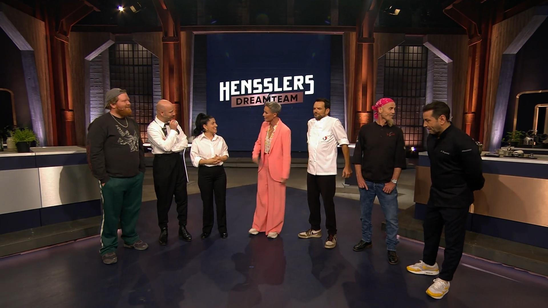 Die Teams treten zum ersten Kochgang an