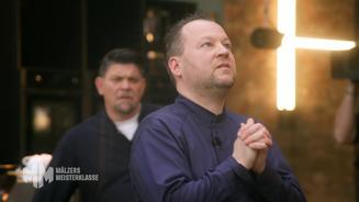 Tim ist so wütend, dass er den Raum verlassen muss