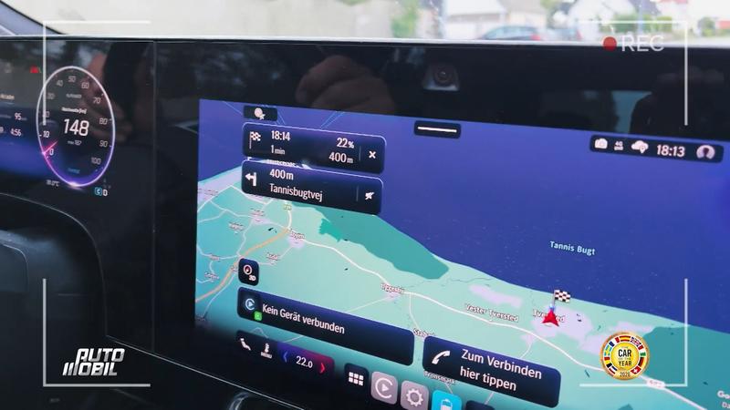 Alexander Bloch testet den Mercedes CLA für „Car of the Year 2026“