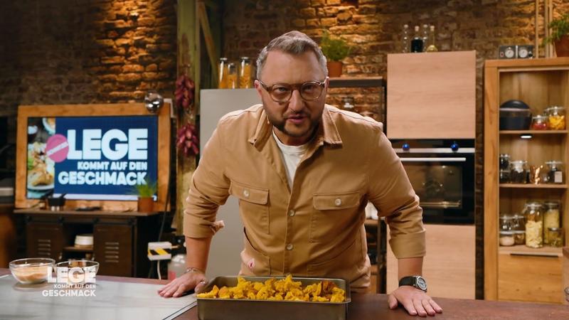 Sebastian Lege experimentiert mit Schweineschwarte