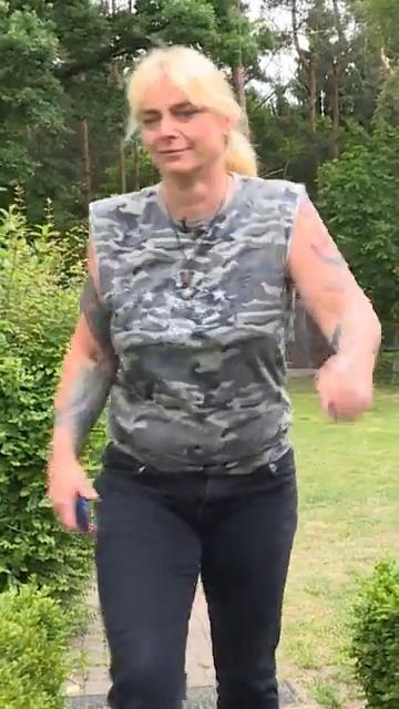 Annette gibt in Deutschland alles auf