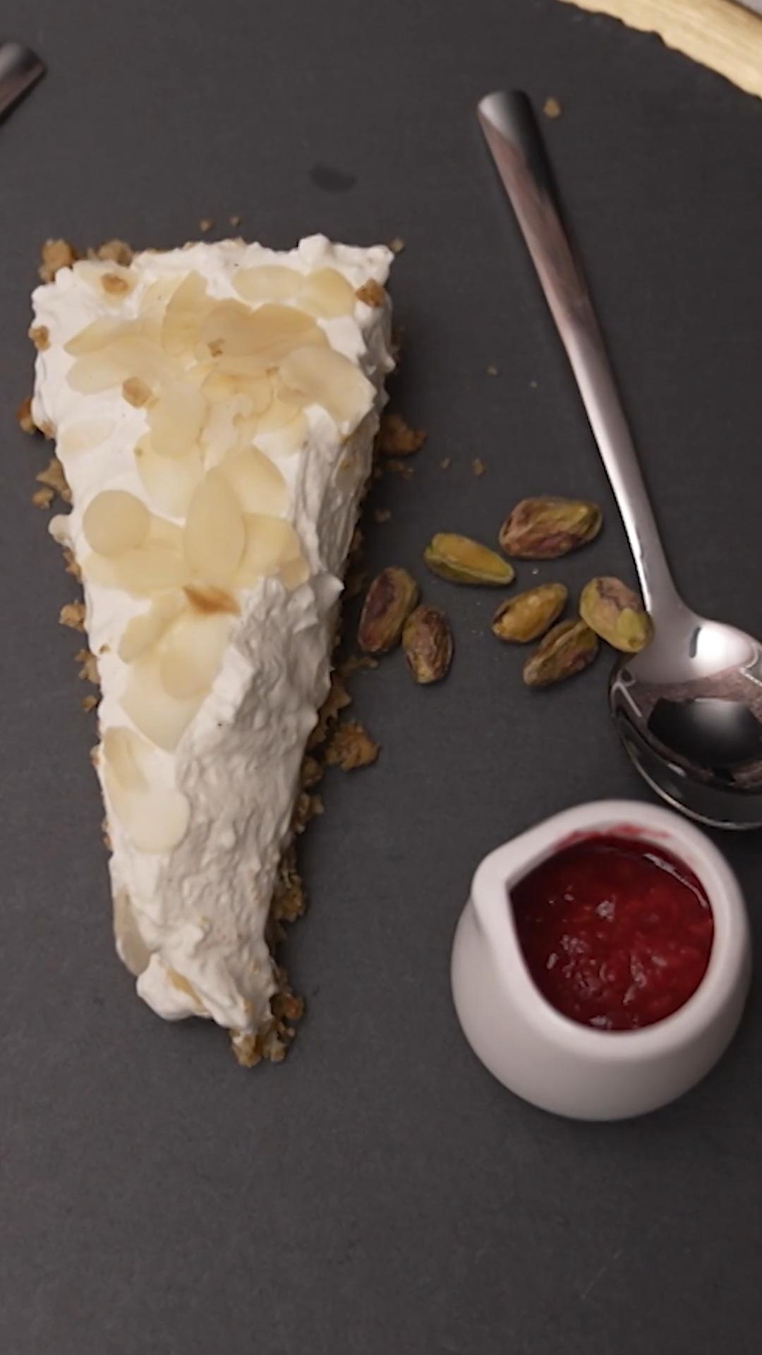 Kinga serviert leichten Sommergenuss