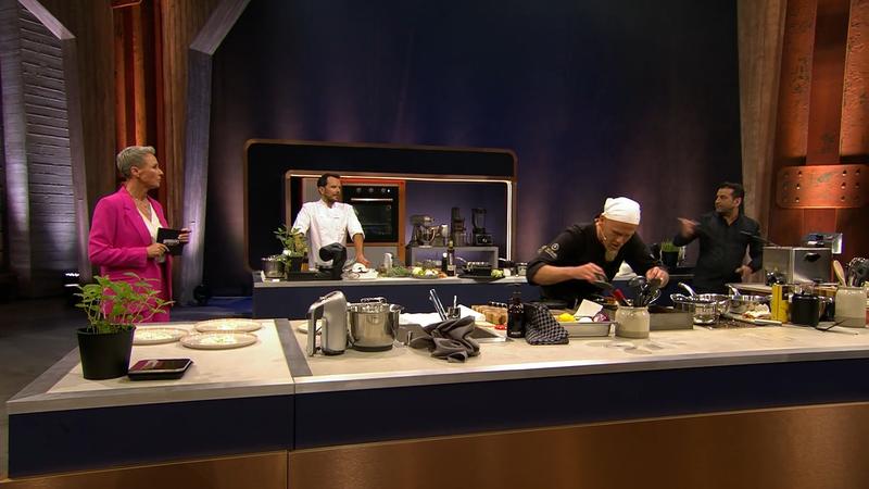 Sonja nutzt die Schlussminute fürs flinke Reste-Schnurren