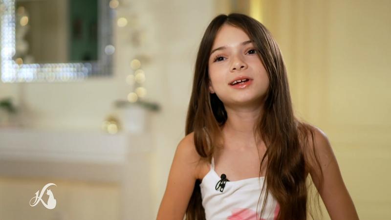 Sophia schwärmt von ihrer schönen Oma