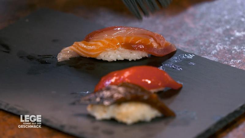 Lege arbeitet mit edlem japanischem Wagyu