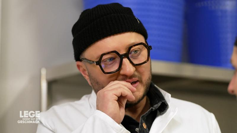 Lege testet echten frischen Wasabi