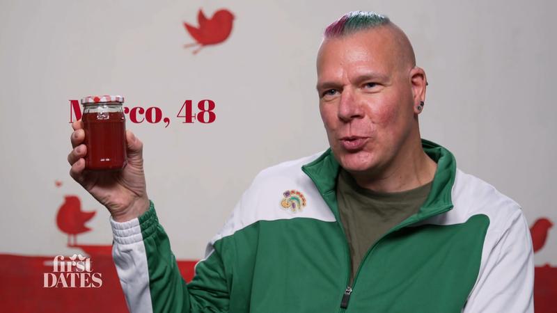 Marco bringt was Selbstgemachtes mit