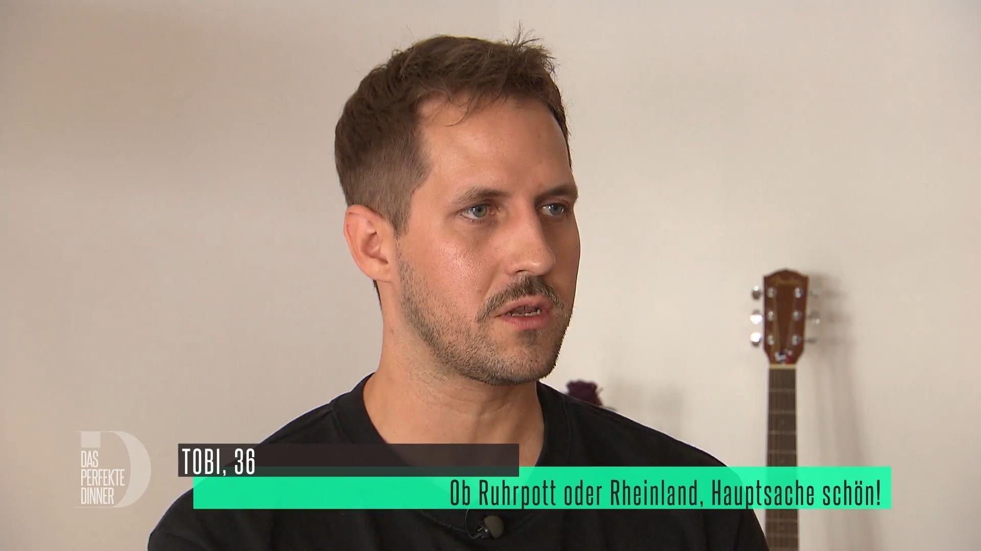 Tobi eröffnet das Perfekte Dinner in Bonn