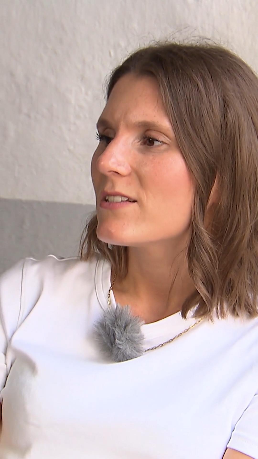 Clara kocht mit Struktur