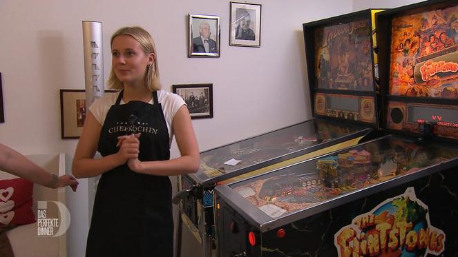 Lilli hat für ihre Gäste eine Überraschung parat - im Keller