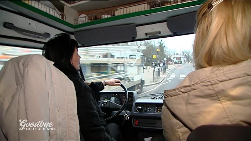 Francis startet ihre erste Tour im Verkaufswagen