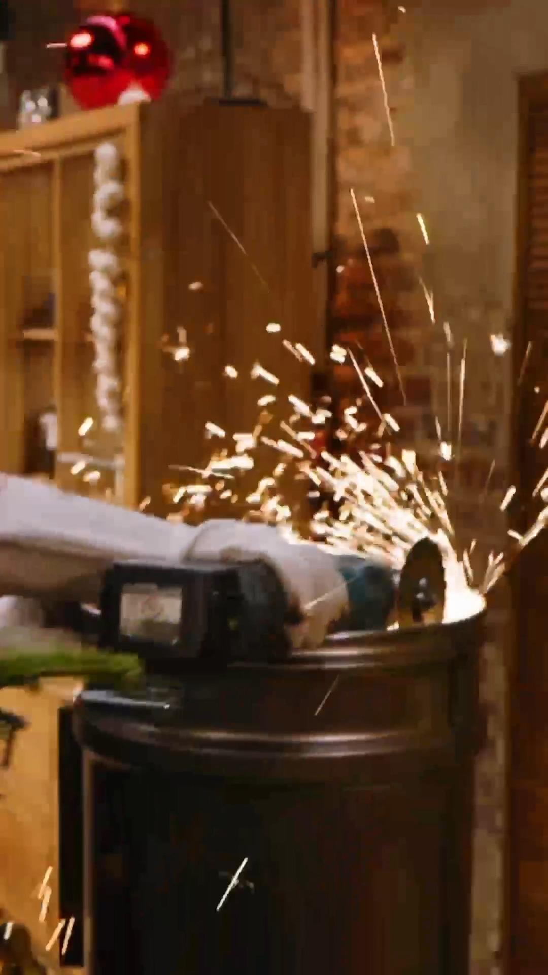 Sebastian flext im Lap