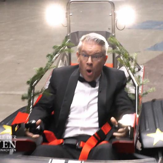 Frank Thelen baut Crash mit Elektro-Schneemobil