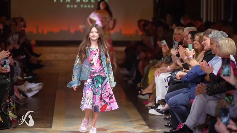 Sophia Cordalis glänzt auf dem Catwalk