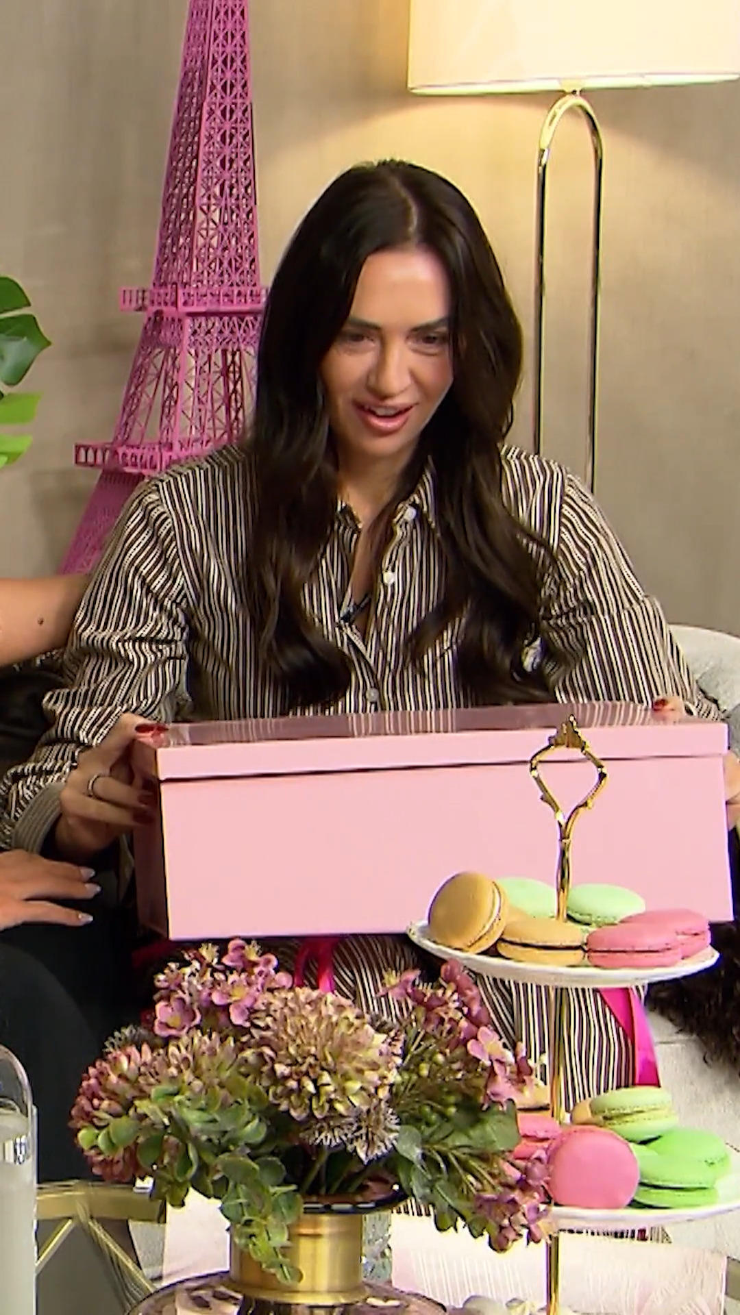 Carina ist von ihrem It-Piece geschockt