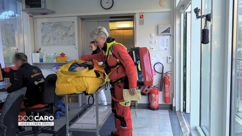 Doc Caro und ihr Team arbeiten Hand in Hand