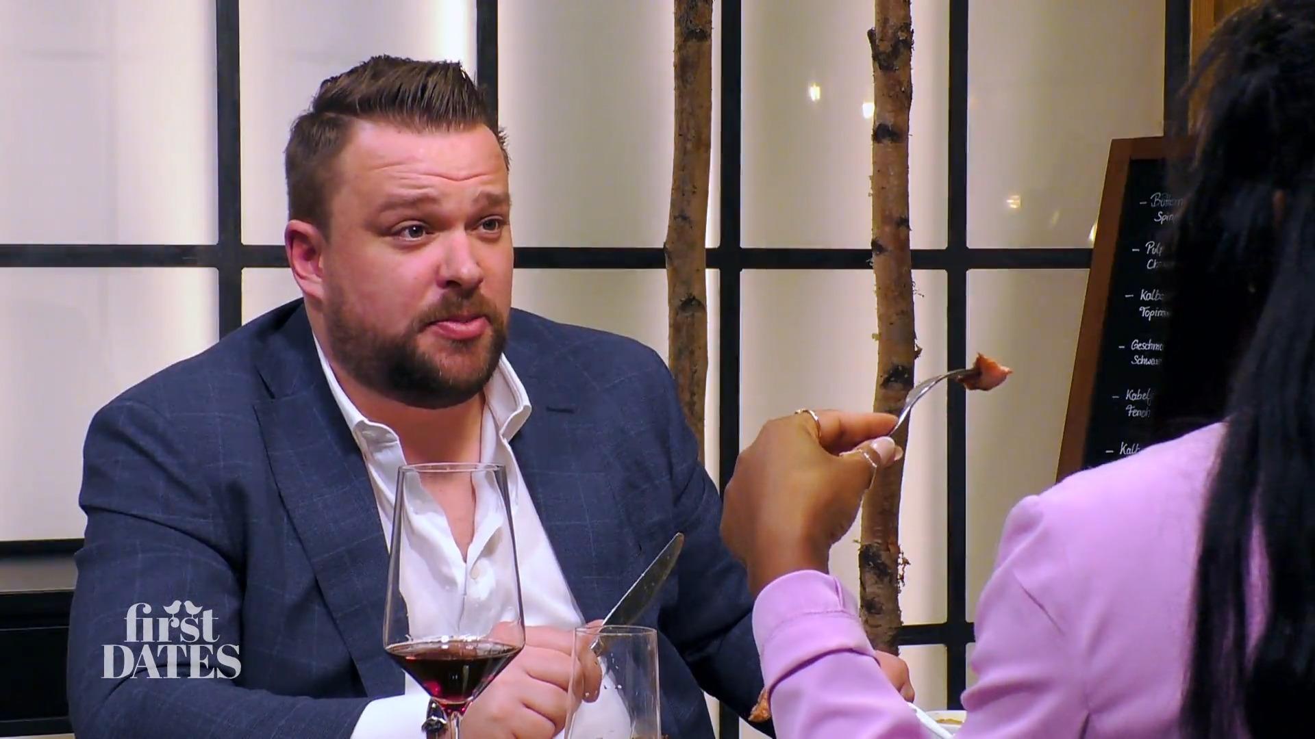 Chelsea ist sehr kompliziert beim Essen