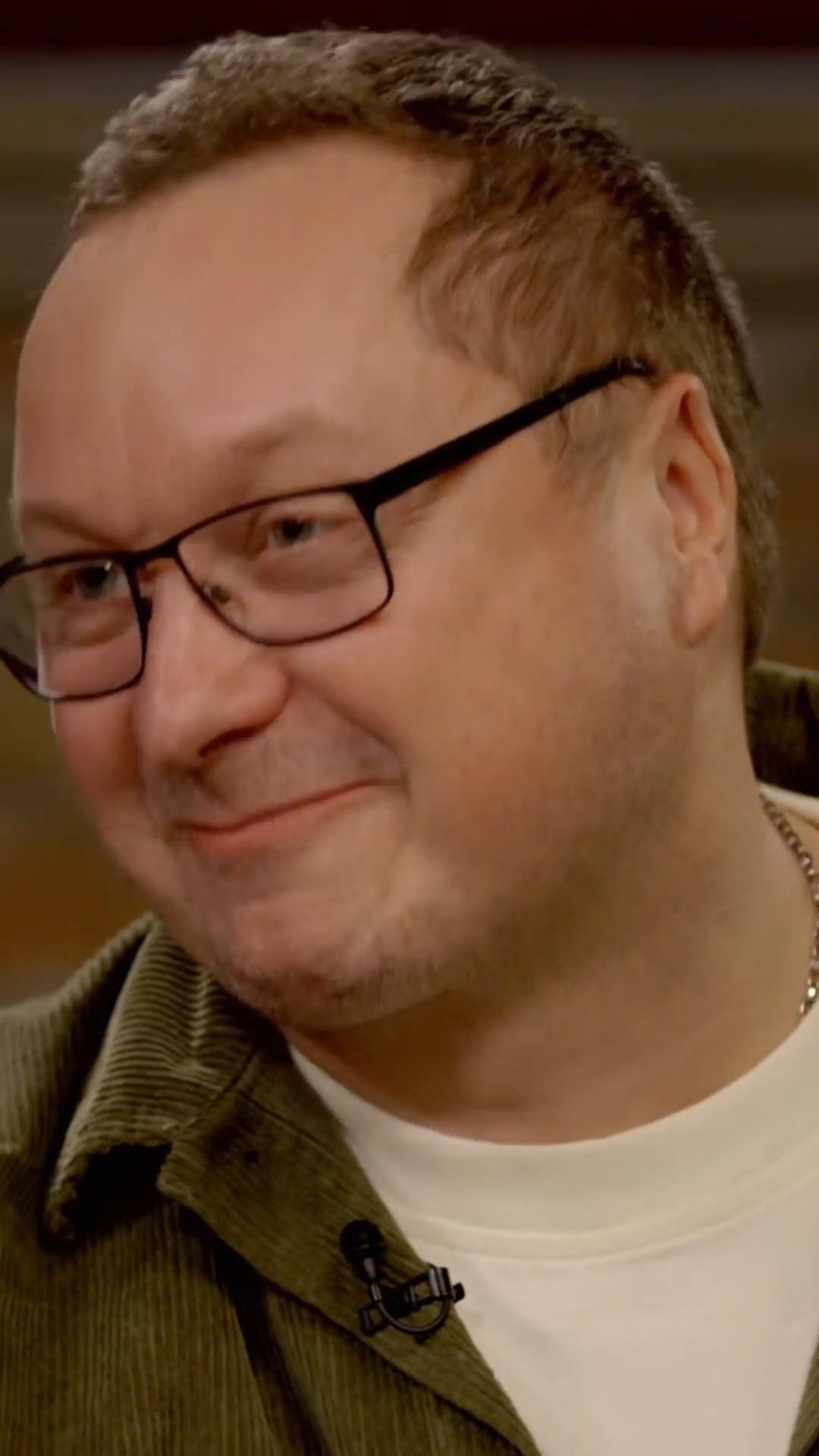 Tobias Bätz gibt sein "Kitchen"-Debut