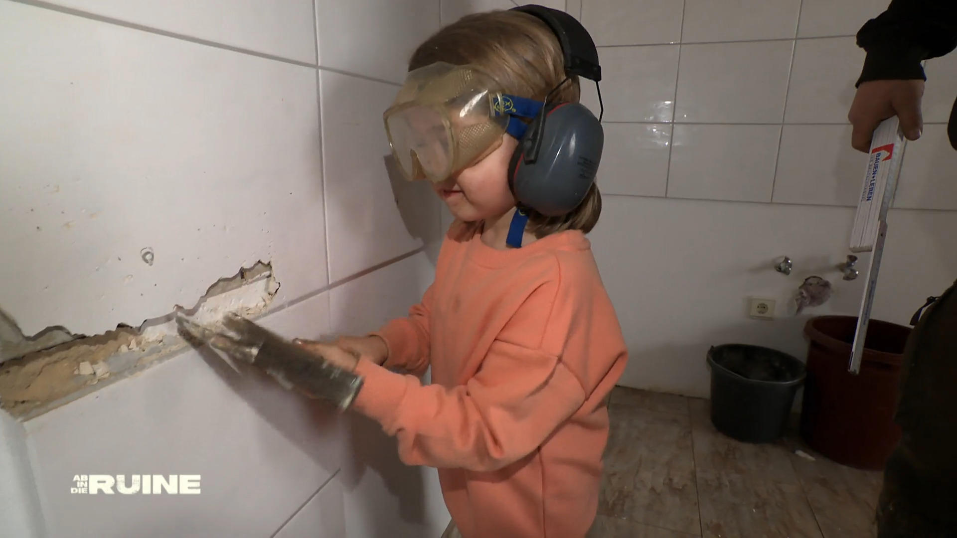 Familienbaustelle: Alle packen mit an