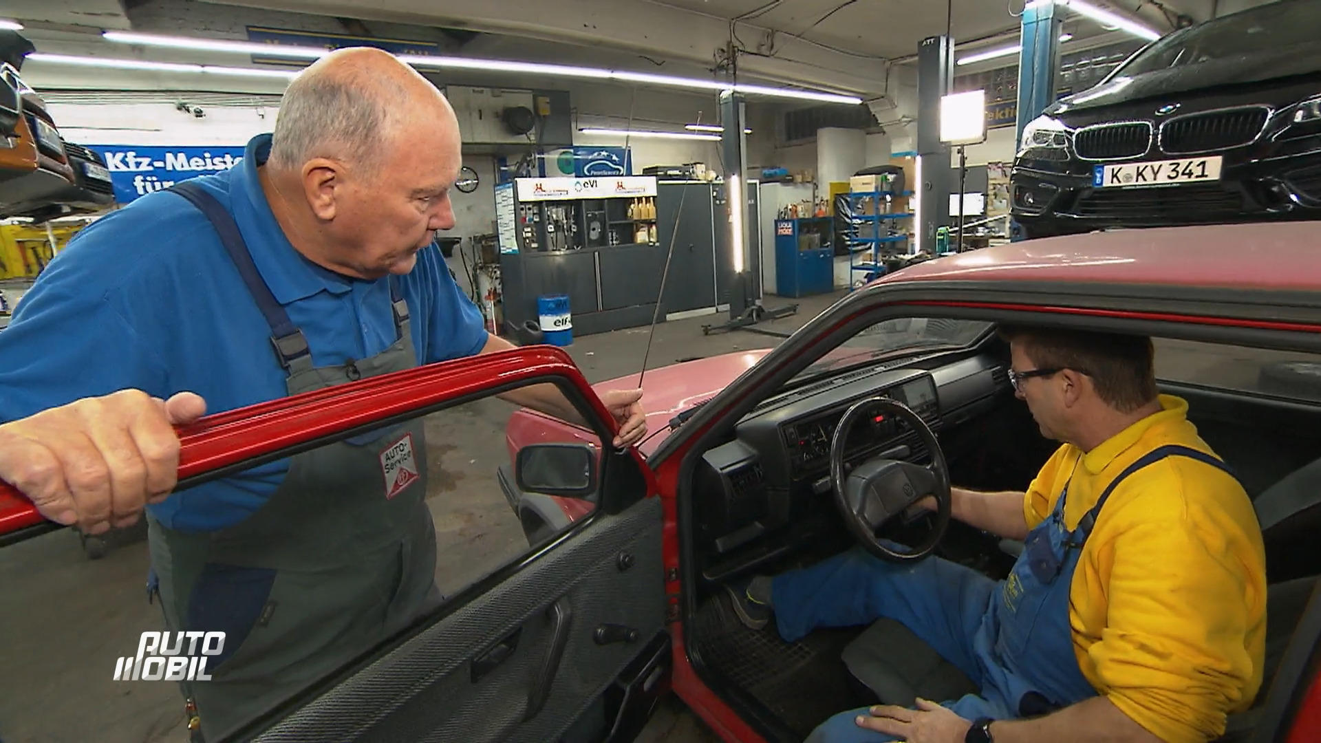 auto mobil geht auf Fehlersuche