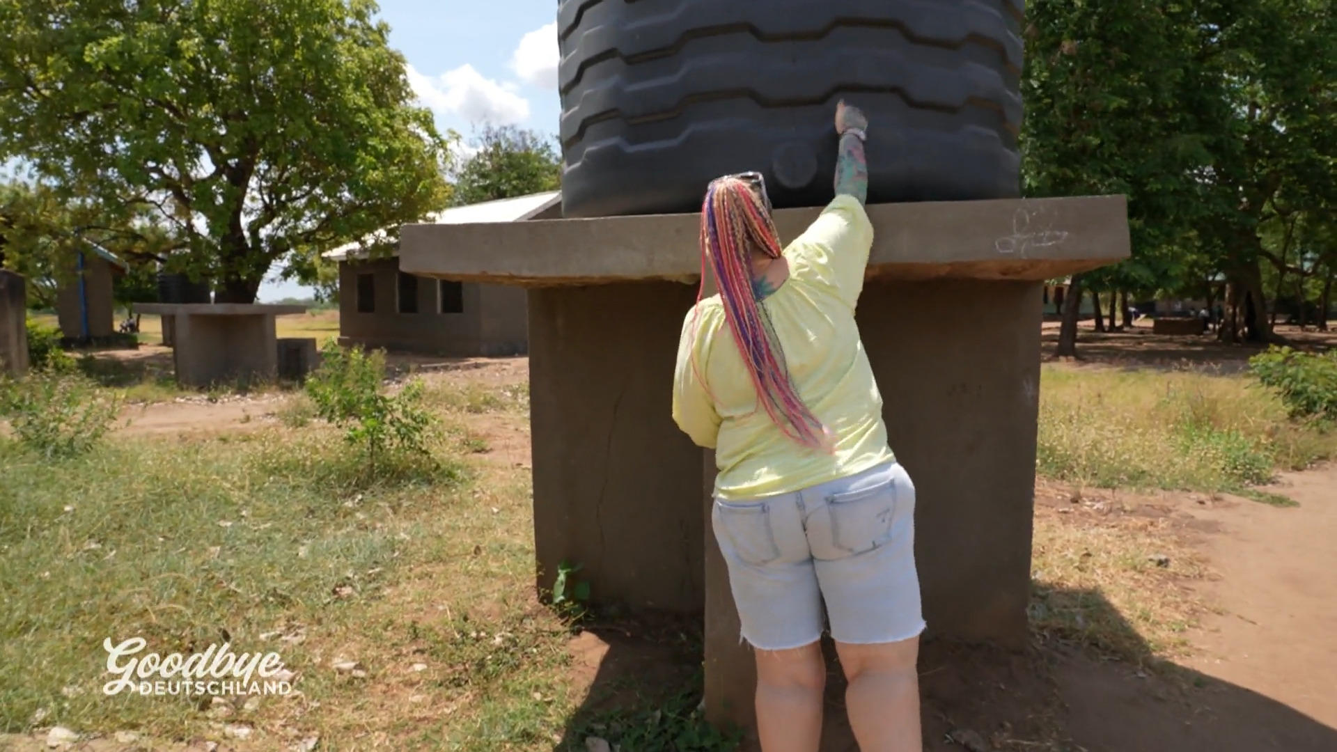 Janine checkt die Schule