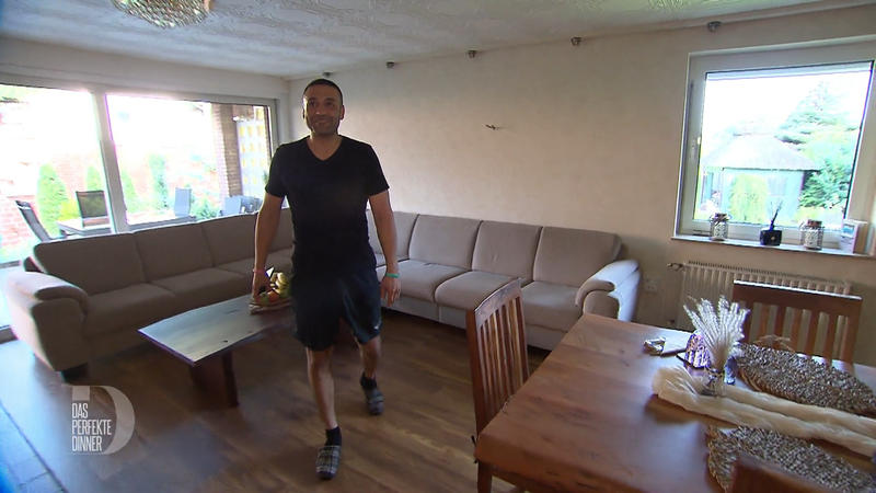 Adib öffnet die Tür: Viel Platz für Familie und Freunde