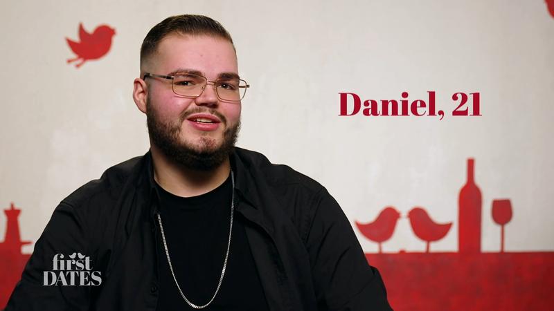 Daniel überrascht sein Date zu Beginn