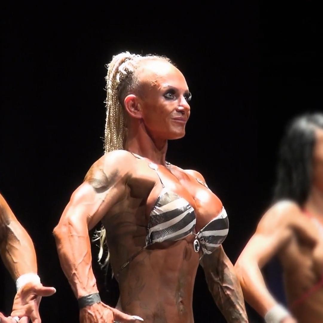 Caro will zurück auf die Bodybuilding-Bühne
