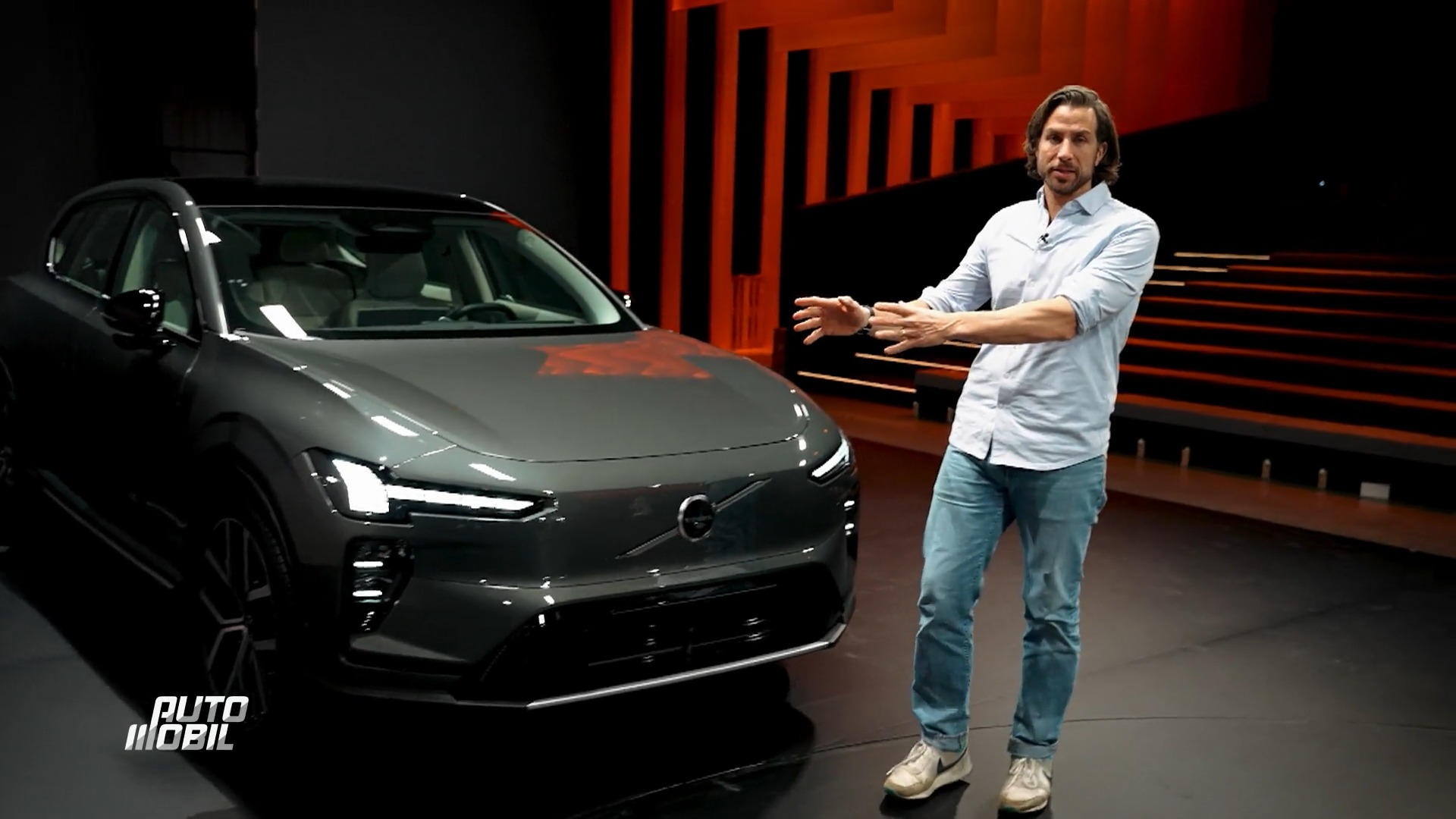 Andreas Jancke bei der Weltpremiere des Volvo EX60