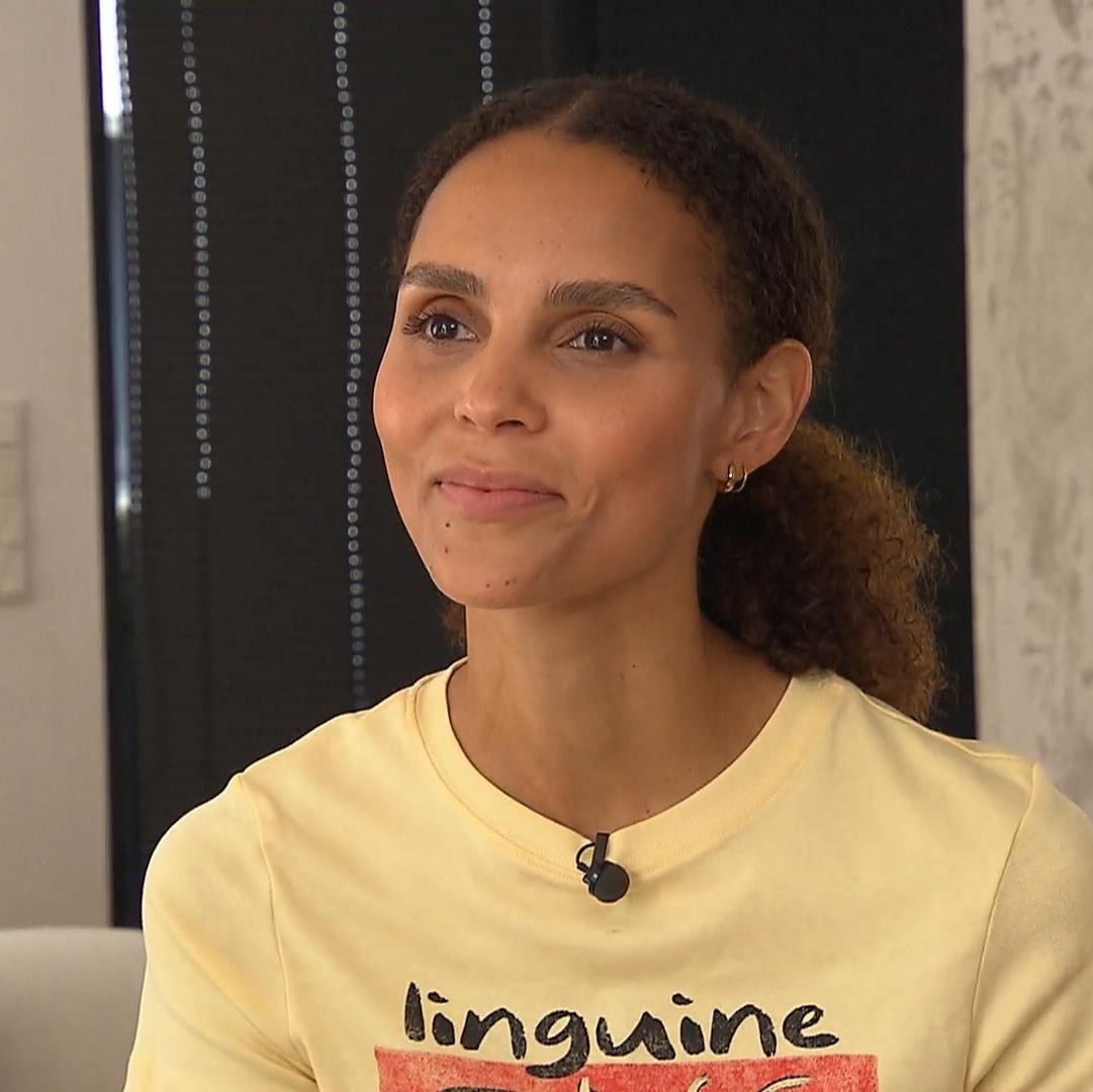 Flugbegleiterin Kim kämpft mit Lampenfieber