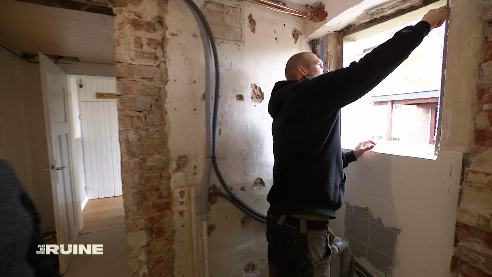 Jenny und Julian starten den Wiederaufbau