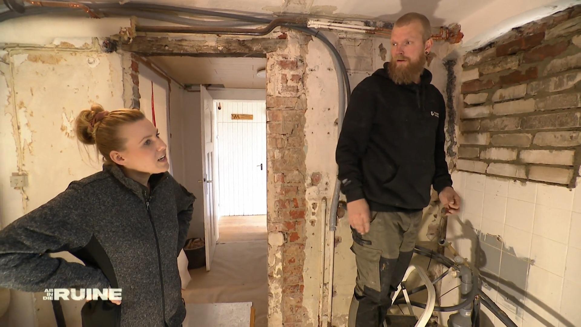 Ein Fenster wird zugemauert