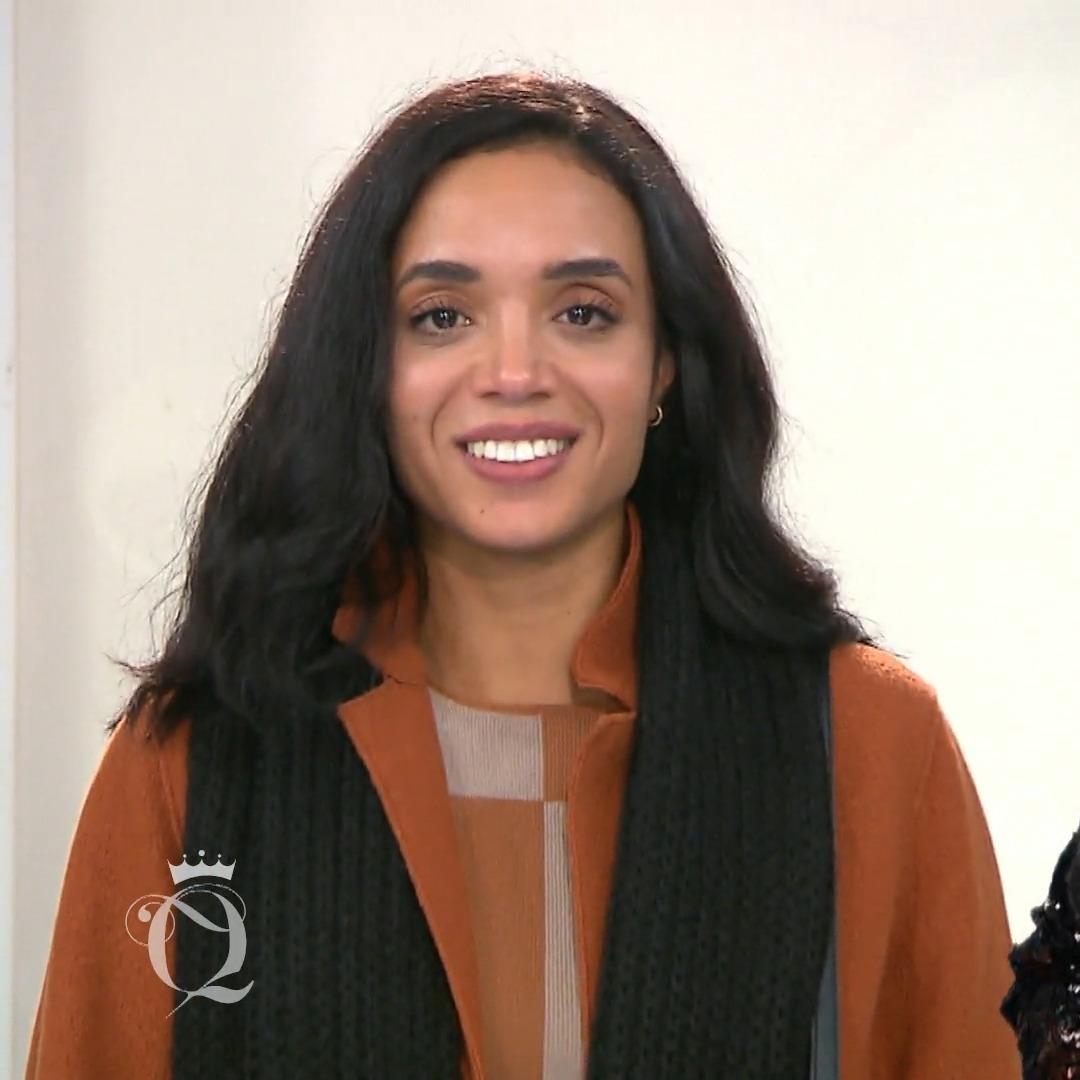 Walaa im eleganten Business Look