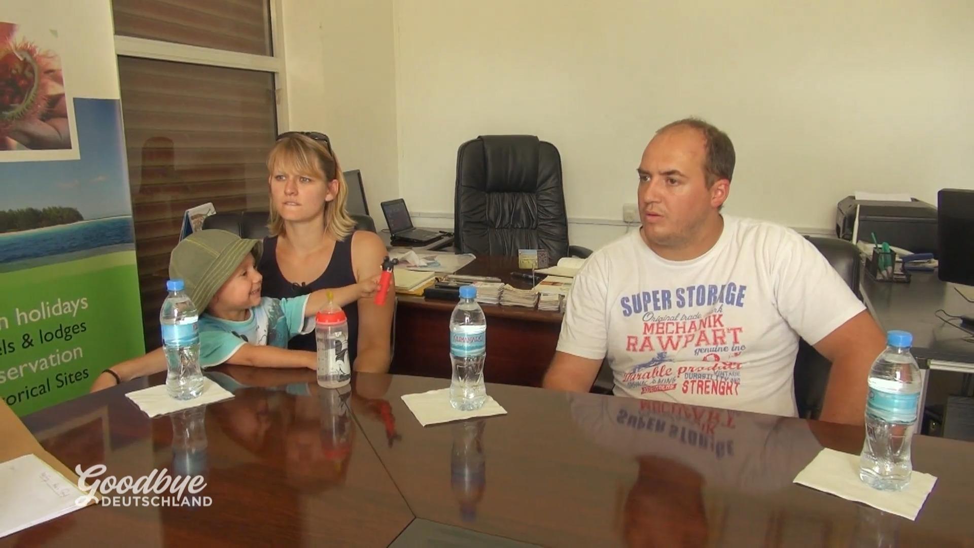 Wird die Familie in Tansania Fuß fassen?